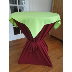 Statafel+Afrok Bordeaux/Rood+Afdek Groen (kompleet)
