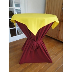 Statafel+Afrok Bordeaux/Rood+Geel Afdekkleedje Statafel+Afrok Bordeaux/Rood+Geel Afdekkleedje