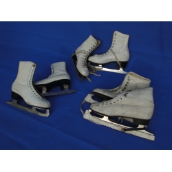 Huur 2x paar schaatsen (Dames)